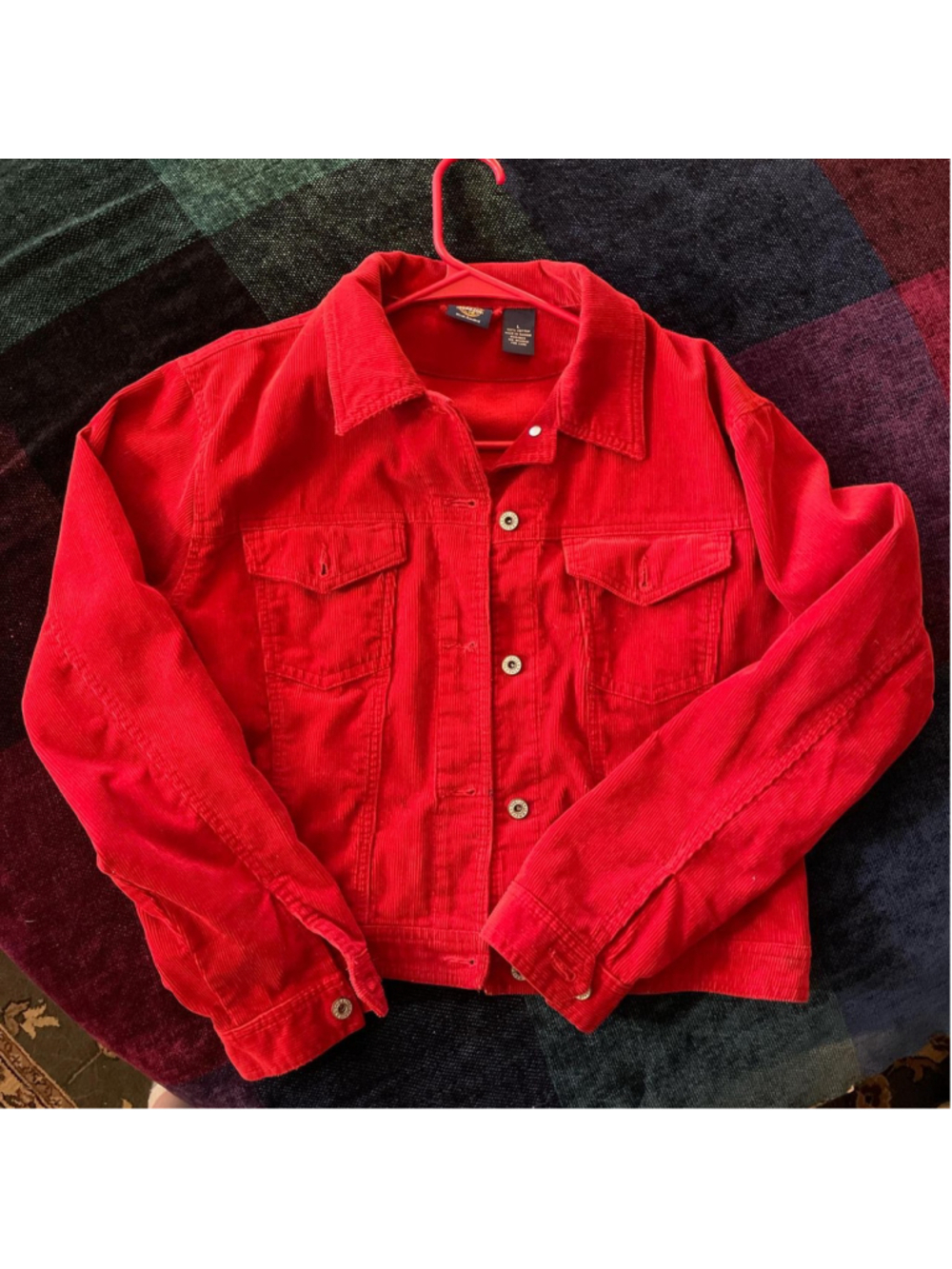 Red corduroy jacket with a touch of Y2K charm